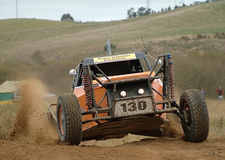 Clive Thornton, defending Woodhill 100 champion